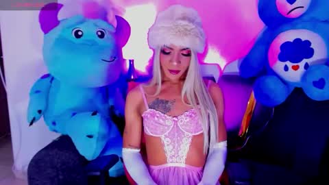 Snapshot of camelyharrper1 chatting on 10/12/25, 04:00 camelyharrper1 online show from 10/12/25, 04:00