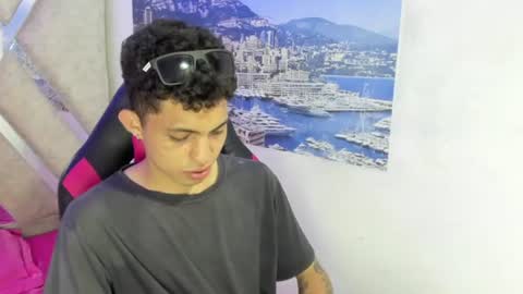 Snapshot of cameron_lux4 chatting on 07/11/26, 03:42 CAMERON online show from 07/11/26, 03:42