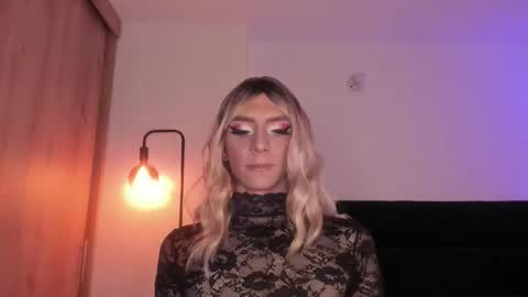 Snapshot of cameron_lyra chatting on 01/11/26, 01:32 Cameron online show from 01/11/26, 01:32