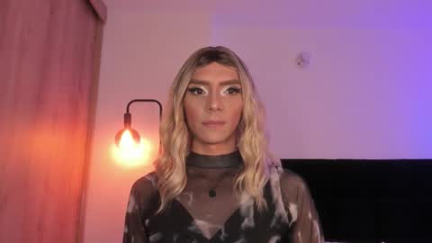 Snapshot of cameron_lyra chatting on 01/12/26, 08:58 Cameron online show from 01/12/26, 08:58