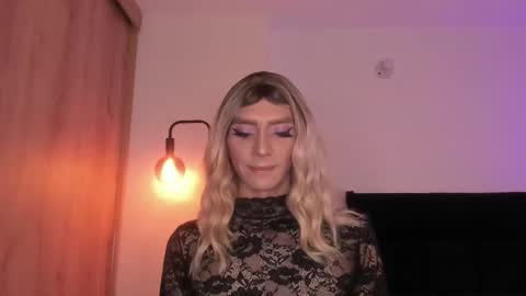 Snapshot of cameron_lyra chatting on 02/07/26, 01:42 Cameron online show from 02/07/26, 01:42