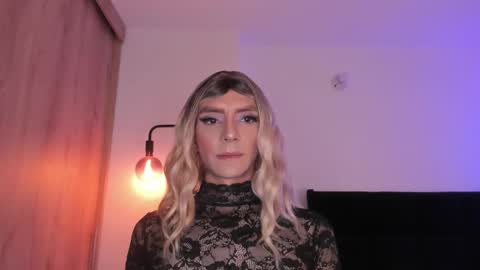 Snapshot of cameron_lyra chatting on 02/11/26, 01:32 Cameron online show from 02/11/26, 01:32