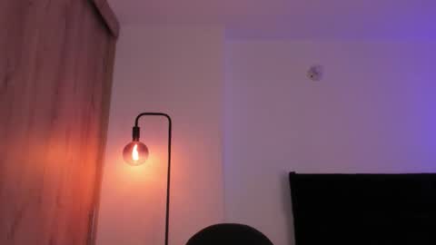 Snapshot of cameron_lyra chatting on 02/22/26, 08:51 Cameron online show from 02/22/26, 08:51