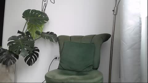 Snapshot of cameronboyx chatting on 03/12/26, 09:21 Jose online show from 03/12/26, 09:21