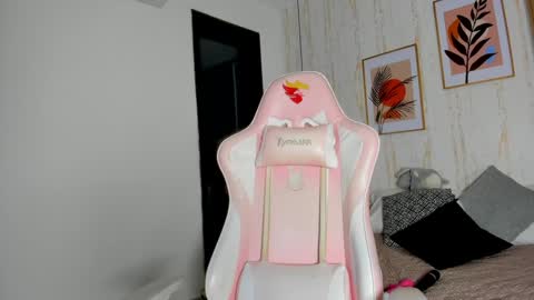 Cameron  online show from 01/16/25, 07:41