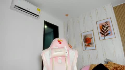 Cameron  online show from 02/19/25, 02:12