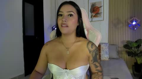 Cameron  online show from 11/15/25, 09:21