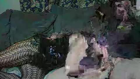 Snapshot of cameronrays chatting on 01/03/25, 04:55 CameronRays online show from 01/03/25, 04:55