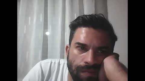 Snapshot of camforfan chatting on 10/18/25, 11:49 kevintop online show from 10/18/25, 11:49