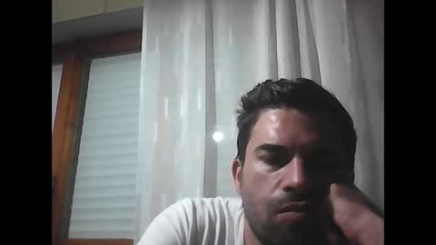 Snapshot of camforfan chatting on 11/02/25, 01:52 kevintop online show from 11/02/25, 01:52