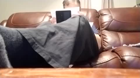 Snapshot of camguy2425 chatting on 10/07/25, 02:09 CamGuy online show from 10/07/25, 02:09