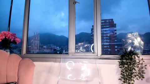 Camila cruz online show from 12/28/24, 11:05