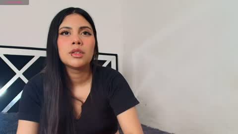 Snapshot of cami_cute00 chatting on 06/18/26, 10:30 cami_cute00 online show from 06/18/26, 10:30