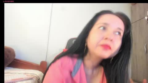Snapshot of cami_hot_hair chatting on 06/01/26, 11:39 cami online show from 06/01/26, 11:39