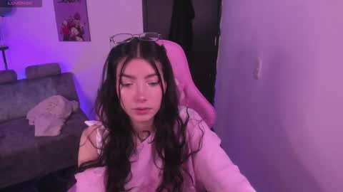 CAMI  online show from 12/01/25, 10:26