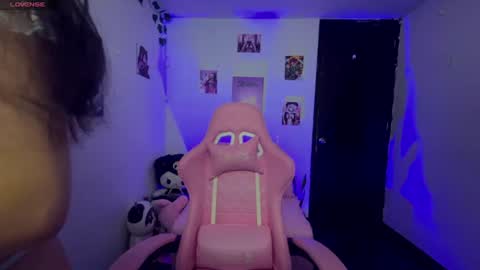 Snapshot of cami_mila99 chatting on 06/22/26, 02:46 CAMI online show from 06/22/26, 02:46