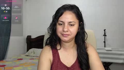 Snapshot of cami_valbuena chatting on 02/03/26, 01:48 Camila Valbuena online show from 02/03/26, 01:48