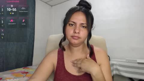 Camila Valbuena online show from 02/13/26, 11:12