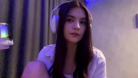 Hello My name is Rina  im new model here and little but shy but curious. online show from 09/08/25, 03:33
