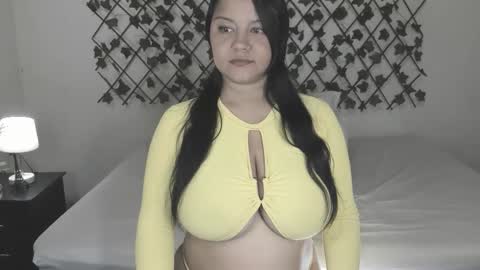 Snapshot of camihotboobs chatting on 03/11/26, 05:35 camihotboobs online show from 03/11/26, 05:35