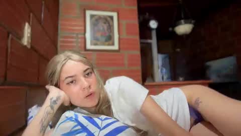 camii19y online show from 10/13/25, 09:26