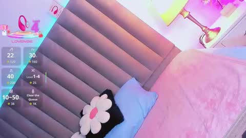 CamiiGarcia  online show from 10/24/25, 10:06