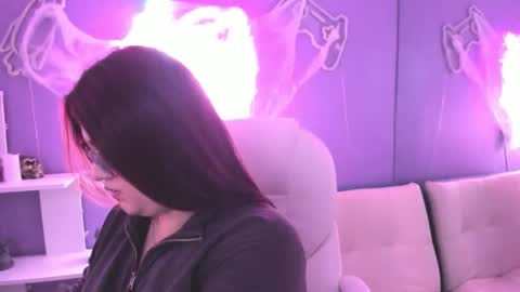 Camila Osorio online show from 11/03/25, 06:09