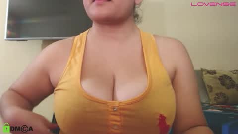 Snapshot of camiilahotxxx chatting on 01/07/26, 04:20 Camila online show from 01/07/26, 04:20