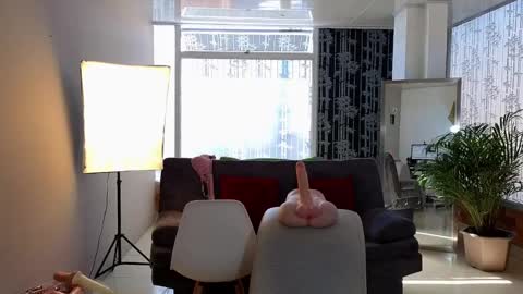 Camil online show from 01/19/25, 02:28