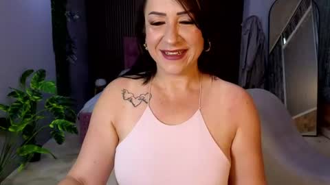 Camil online show from 06/18/26, 11:14