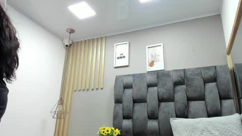 Camila online show from 12/12/24, 09:30