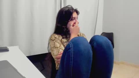 Snapshot of camila_berk chatting on 12/02/25, 04:51 Cami online show from 12/02/25, 04:51