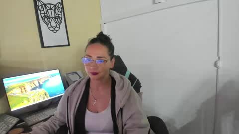 camila_bj online show from 05/13/26, 04:54