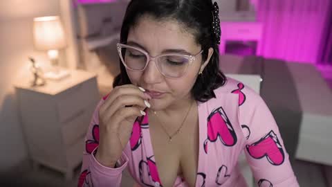 Snapshot of camila_buitrago chatting on 01/22/25, 03:09 Camila buitrago online show from 01/22/25, 03:09