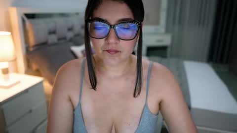 Snapshot of camila_buitrago chatting on 11/08/25, 11:58 Camila buitrago online show from 11/08/25, 11:58