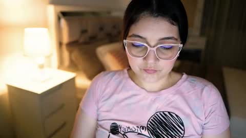 Snapshot of camila_buitrago chatting on 11/21/25, 11:03 Camila buitrago online show from 11/21/25, 11:03