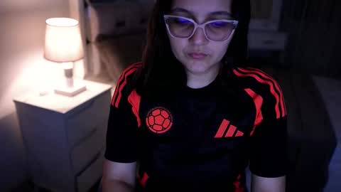 Snapshot of camila_buitrago chatting on 11/28/25, 02:25 Camila buitrago online show from 11/28/25, 02:25