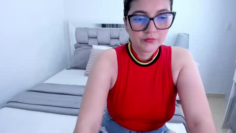Camila buitrago online show from 05/08/26, 11:43