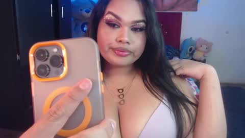 Snapshot of camila_fuenmayor chatting on 03/02/26, 04:58 online show from 03/02/26, 04:58