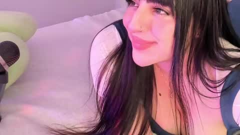 Camila online show from 06/08/26, 01:39