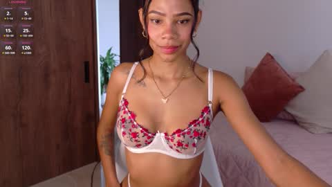 Camila  online show from 11/04/25, 04:28