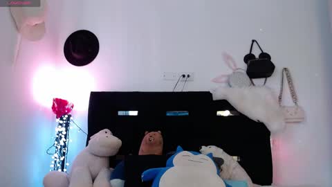 camila_torresss online show from 05/13/26, 08:06