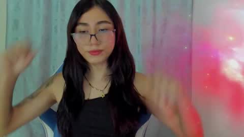 Camila online show from 12/19/25, 04:25