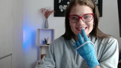 Snapshot of camila_ventura chatting on 10/02/25, 08:16 Camila ventura online show from 10/02/25, 08:16