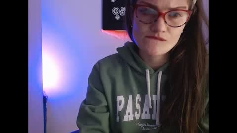 Snapshot of camila_ventura chatting on 11/01/25, 02:19 Camila ventura online show from 11/01/25, 02:19