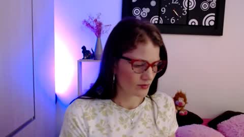 Snapshot of camila_ventura chatting on 03/01/26, 11:01 Camila ventura online show from 03/01/26, 11:01