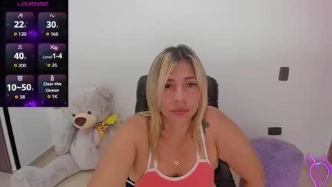 Snapshot of camilabliss chatting on 11/26/25, 11:50 Camila online show from 11/26/25, 11:50