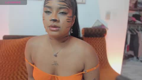 Camila Foox online show from 10/30/25, 11:49