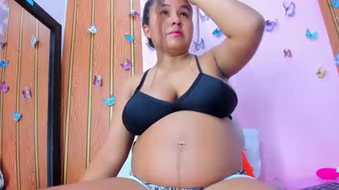 camila online show from 11/24/25, 01:00