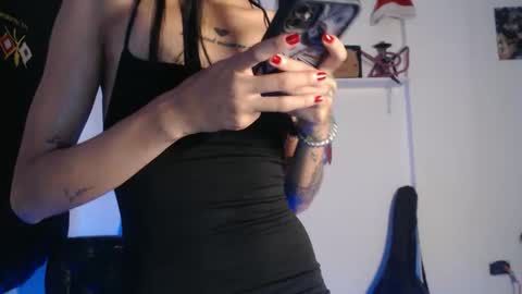 Snapshot of camilahot_girl chatting on 04/24/26, 09:50 kira online show from 04/24/26, 09:50